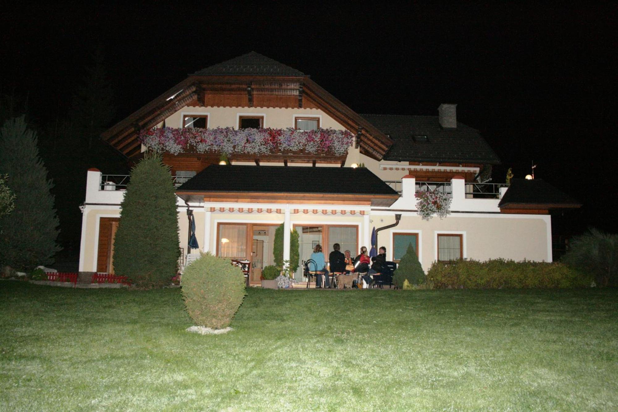 Lungau Apartment - Ferienwohnung Haus Esl Hintergöriach Extérieur photo