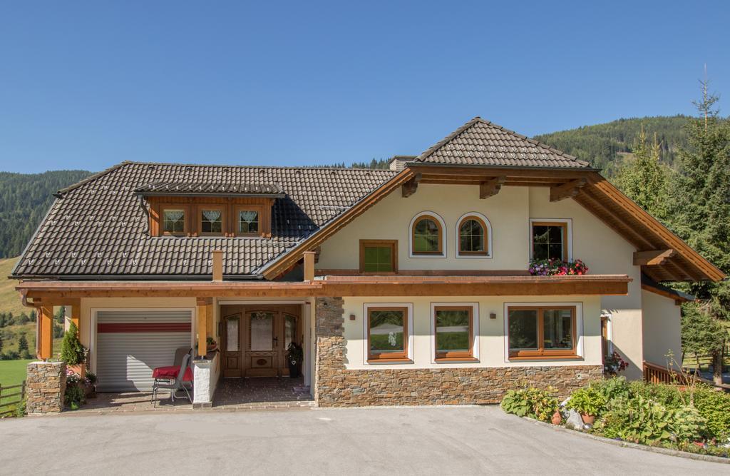 Lungau Apartment - Ferienwohnung Haus Esl Hintergöriach Extérieur photo